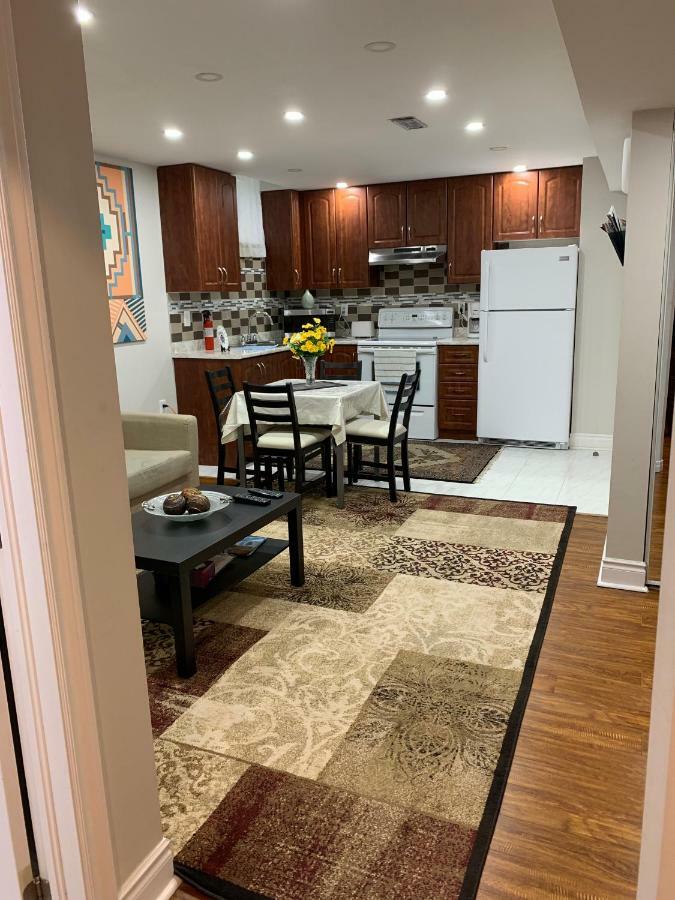 Clean, Beautiful&Modern 2 bedroom apartment Mississauga Buitenkant foto