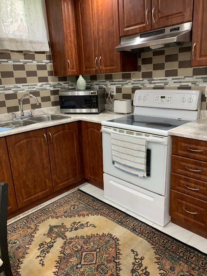 Clean, Beautiful&Modern 2 bedroom apartment Mississauga Buitenkant foto